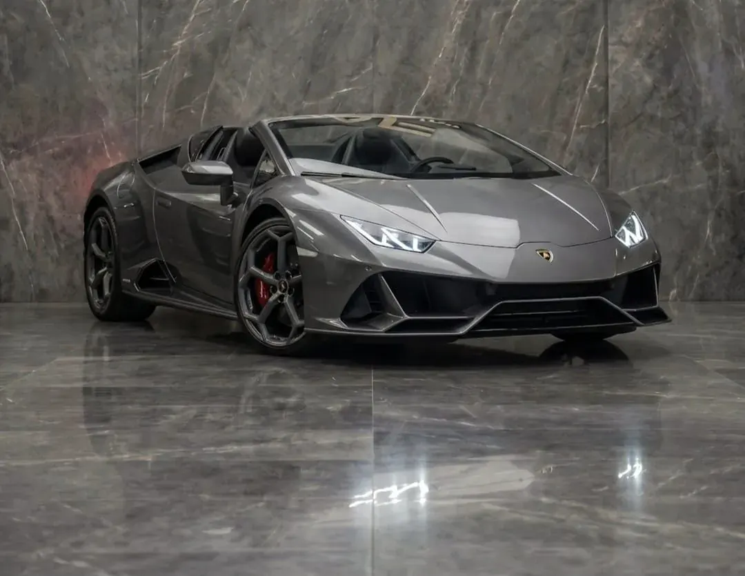 Noleggio Lamborghini Huracán EVO Spyder a Messina