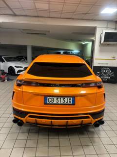 Lamborghini Urus foto 3