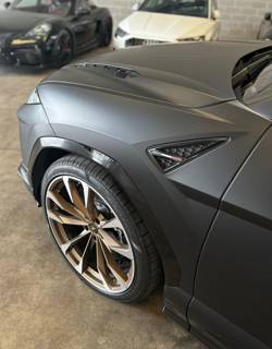 Lamborghini Urus foto 3